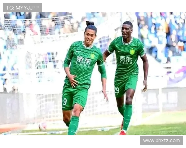 北京国安主场迎战武汉三镇法比奥与张玉宁联手助球队取得胜利